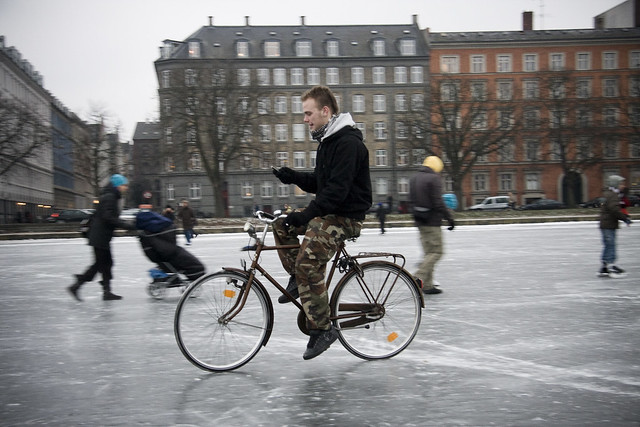 Bicycle Ice and Texting - Cycling in Winter in Copenhagen