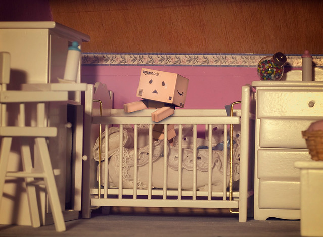  135365 Baby Danbo is hungry