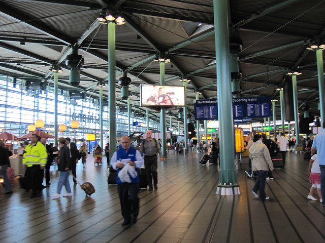 Amsterdam Airport - Arrivals