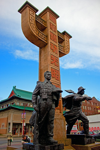 Chinatown Memorial Statue