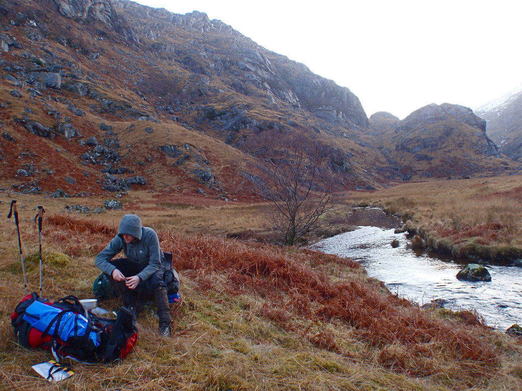 Across Scotland by foot and packraft