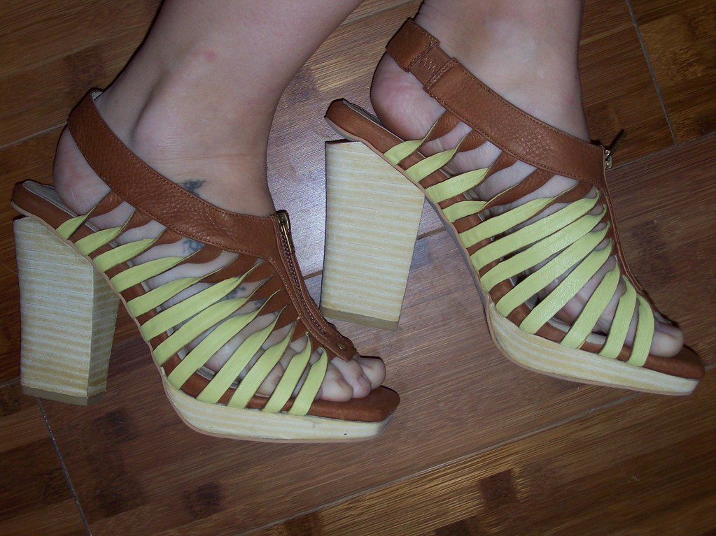 Farylrobin sandals