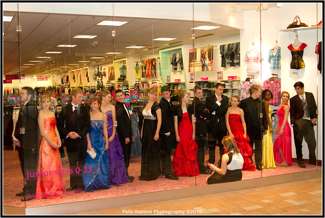 debs clothing store on Deb Fashion Show 1264 Fashion Show In The Debs Store Window In The