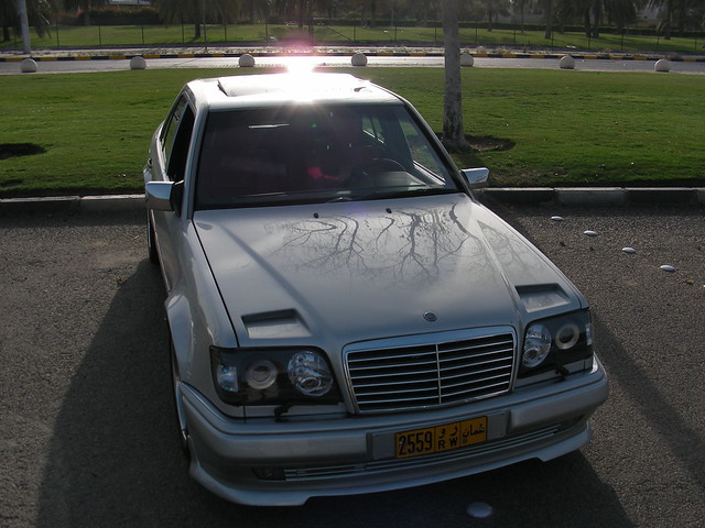 First MercedesBenz W124 with glass sunroof