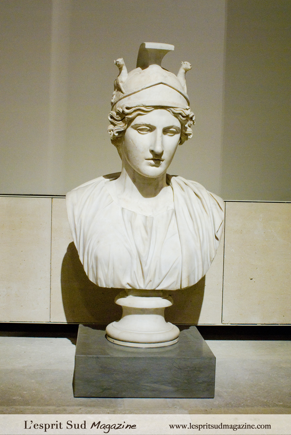 Sculpture (Salle du Manège - Louvre museum)