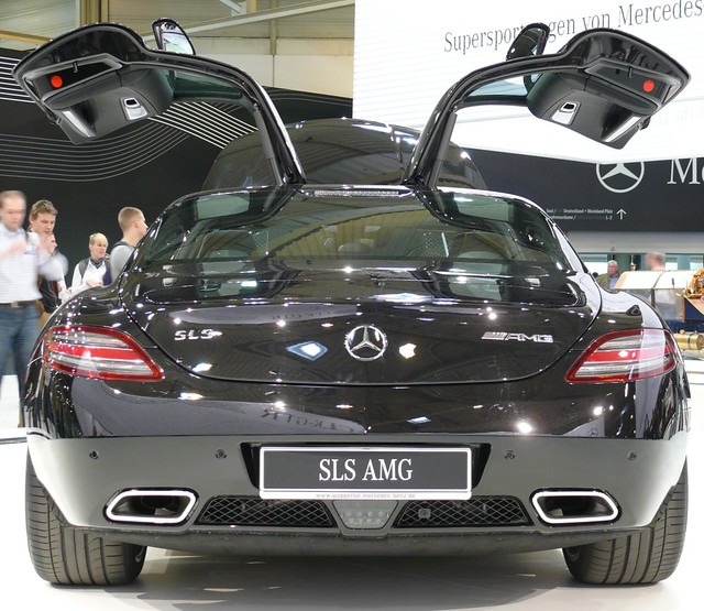 MercedesBenz SLS AMG black h