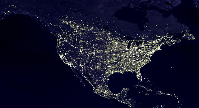 Χαρτογράφηση της νυχτερινής Γης από τον δορυφόρο DMSP