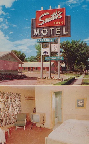 Smith's "Uptown" Motel - Sioux Falls, South Dakota