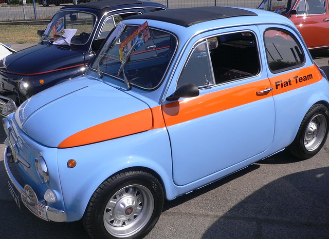 Azure Old Fiat 500 The Fiat 500 is a car produced by the Fiat company of 