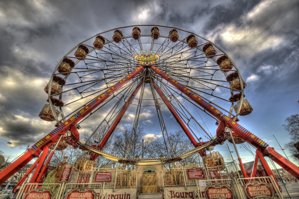Nostalgic Ferris Wheel (HDR)