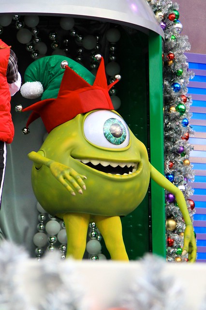 WDW Dec 2009 - A Totally Tomorrowland Christmas!