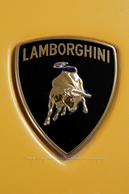 lamborghini badge high resolution