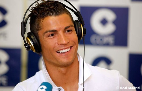 Cristiano Ronaldo no programa de radio "El Tirachinas" (27-05-10) by Flogvip.net/Portal_cr7