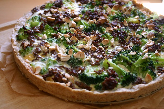 Quiche with Broccoli and Meat