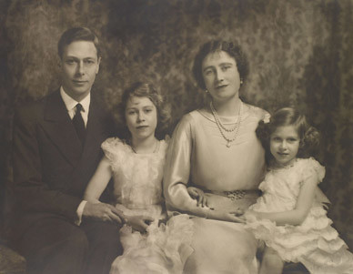 King George VI and Queen Elizabeth with Princesses Elizabth and Margaret