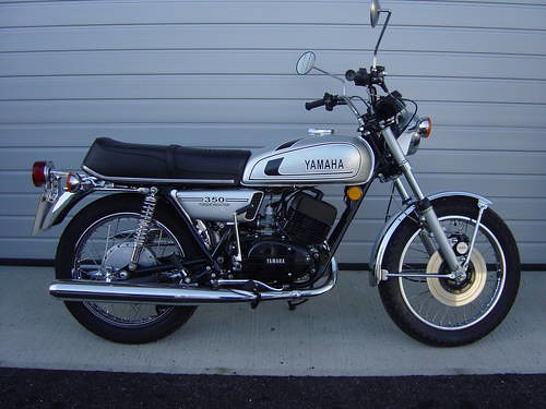 Yamaha RD350 1975