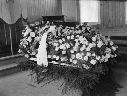 funeral flowers pictures