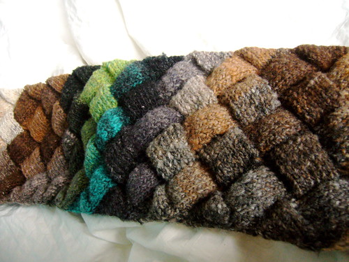 finished: entrelac scarf.