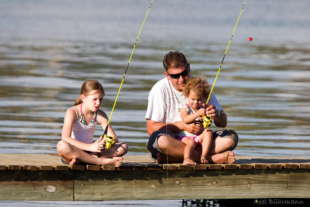 Dad and the girls fishing.....
