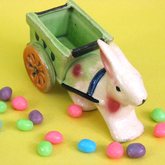 ANTIQUE LOOK BUNNY RABBIT PULL TOY RETRO CUTE FOR EASTER