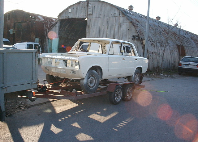 My father's Fiat 125 S is ready from paint work 