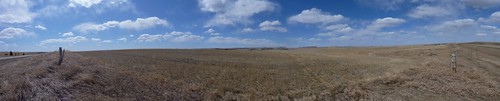 2010-04-10 road south of Drumheller pano