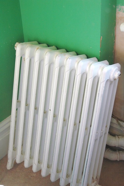 RADIATOR PULLED OFF WALL - DIYNOT.COM - DIY AND HOME IMPROVEMENT