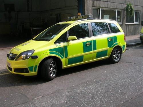 LJ55LYO 7176 London Ambulance Service Vauxhall Zafria Rapid Response Vehicle