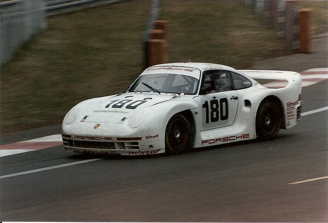 Porsche 961 Le Mans 1986 The 961 in the second half of the Esses
