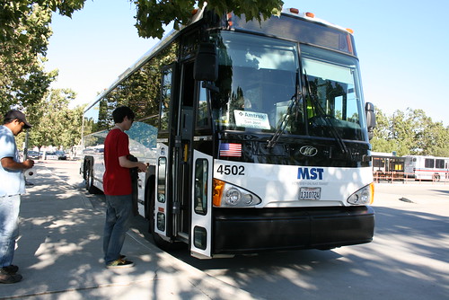MST San Jose bus by Richard Masoner / Cyclelicious