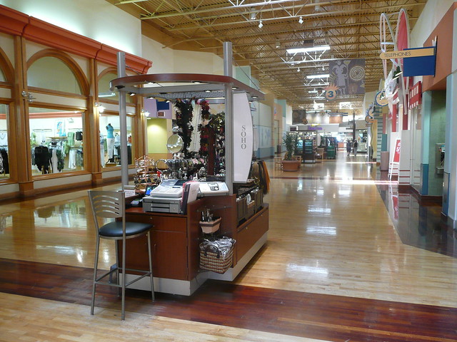 Arizona Mills Outlet Mall, Tempe | Flickr - Photo Sharing!