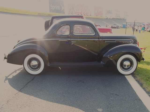 This black 1939 Ford standard coupe is a very nice car