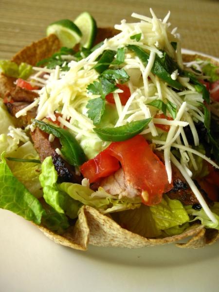 Healthy SpicyTaco Salad with Grilled Pork