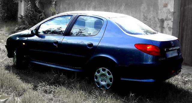 This is a Peugeot 206 SD LX