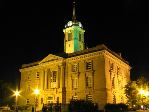 Maury County Courthouse at night