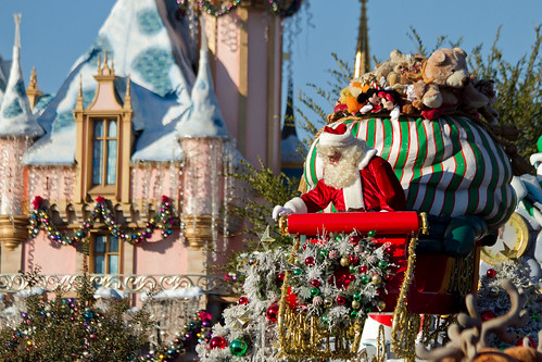 A Christmas Fantasy Parade: Santa Claus