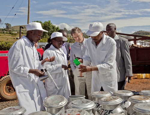 Bill Gates Visits EADD Project