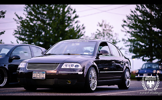 B55 Passat dropped and sitting on some sweet Mercedes multi spoke wheels