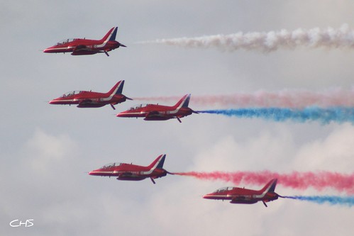 RAF Red Arrows Falmouth 11th August 2010 by Claire Stocker (Stocker Images)