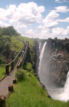 Download this Livingstone Falls Zambia picture