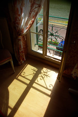 Chambre d'hote: shadows and view