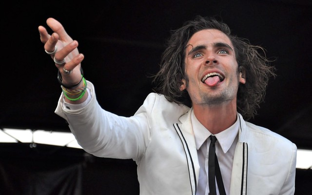 Tyson Ritter AAR The All American Rejects Vans Warped Tour 2010 