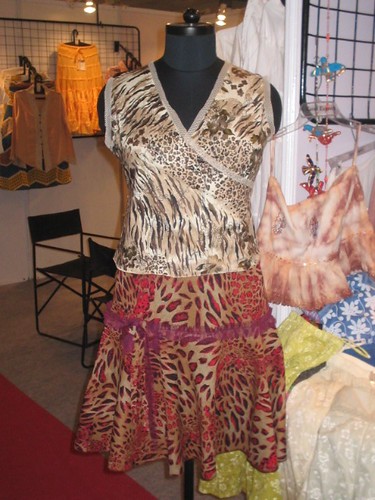 ke-107 cotton tiger print tops and skirts