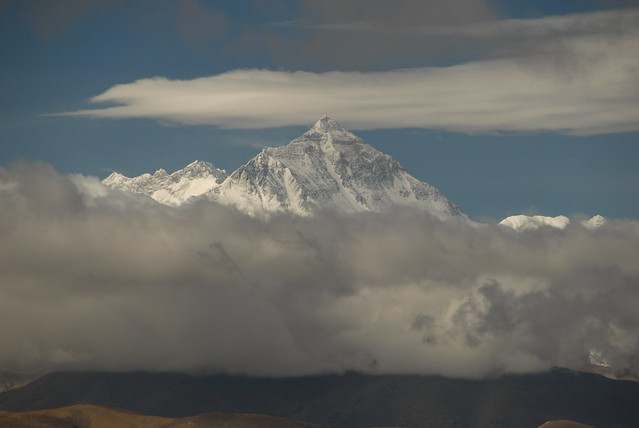 Everest and Lhotse, from Pang La