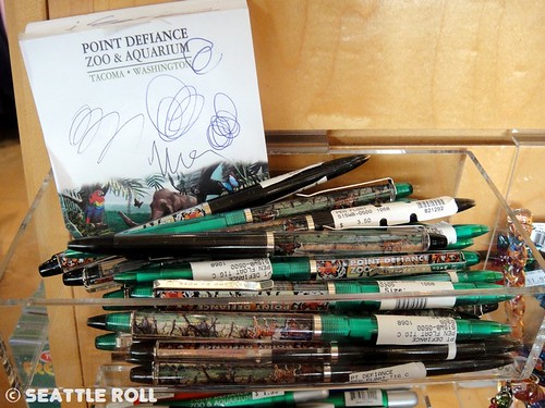 Point Defiance Zoo & Aquarium Floaty Pens