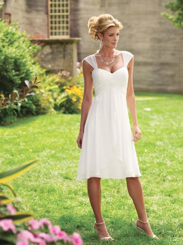 Outdoor wedding ideas could be found in wedding dresses blog