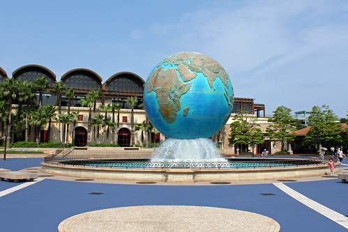 DisneySea Plaza