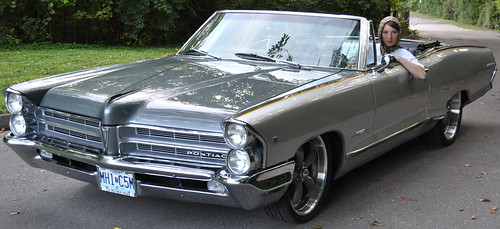 1965 Pontaic Parisienne ConvertibleA complete restoration and some custom touches for this 1965 Pontaic Convertible.