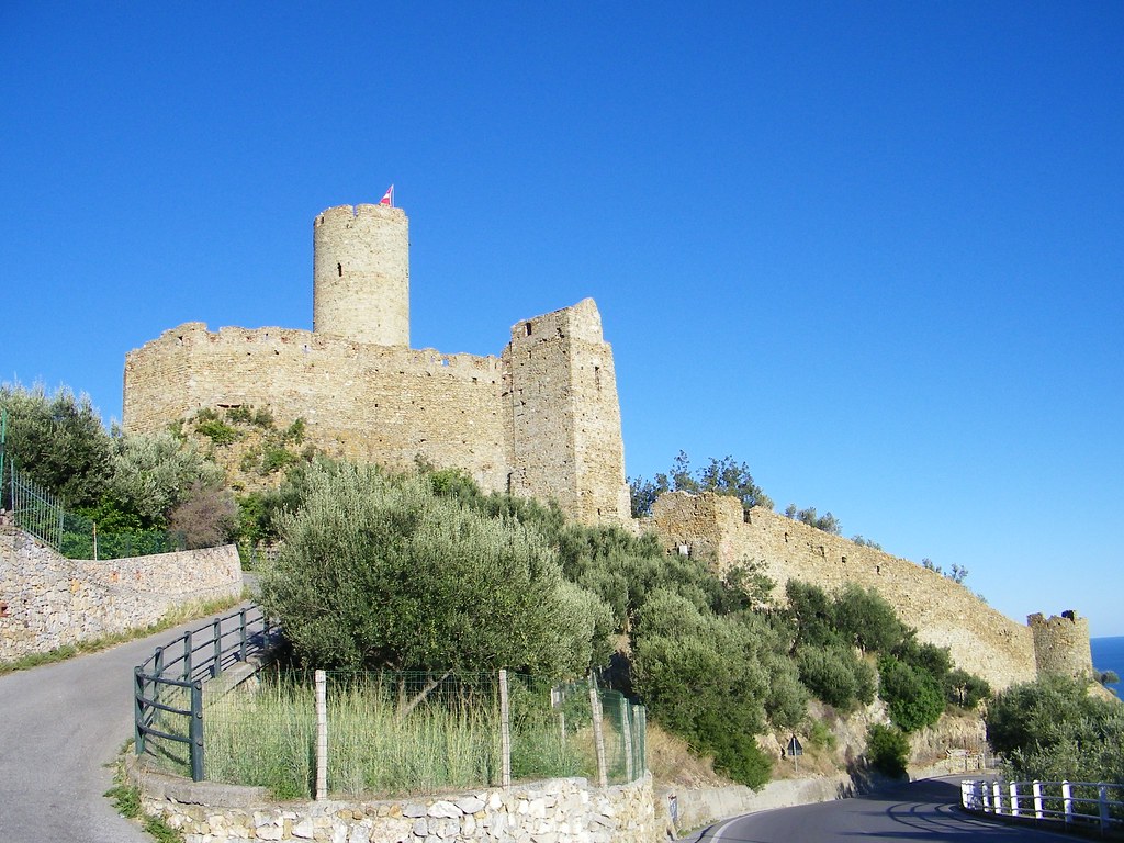 7] Noli (SV) - Castello e mura
