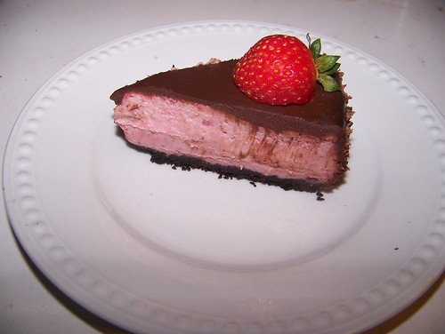 vegan strawberry cheesecake